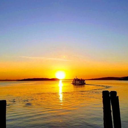 Bellavista La Tua Romantica Vacanza Sul Trasimeno กัสติลโยเน เดล ลาโก ภายนอก รูปภาพ