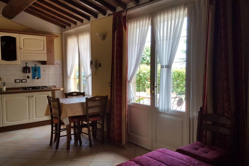 Bellavista La Tua Romantica Vacanza Sul Trasimeno Apartment กัสติลโยเน เดล ลาโก ภายนอก รูปภาพ