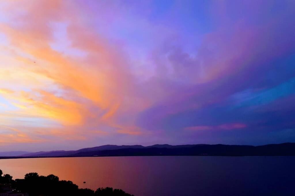 Bellavista La Tua Romantica Vacanza Sul Trasimeno กัสติลโยเน เดล ลาโก ภายนอก รูปภาพ